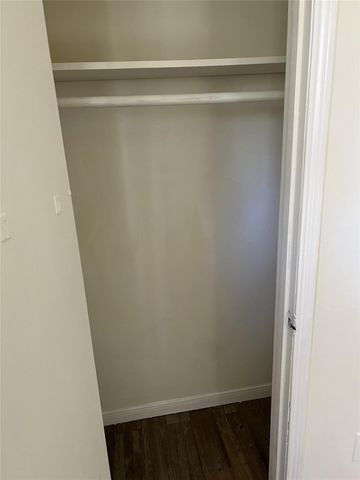 12203 Hickory Hollow Lane, Pinehurst, TX 77362