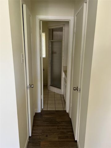 12203 Hickory Hollow Lane, Pinehurst, TX 77362