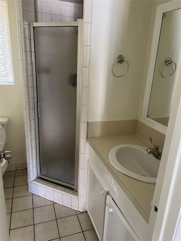 12203 Hickory Hollow Lane, Pinehurst, TX 77362