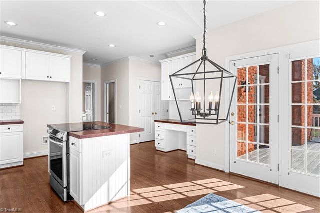 109 Isleworth Court, Advance, NC 27006