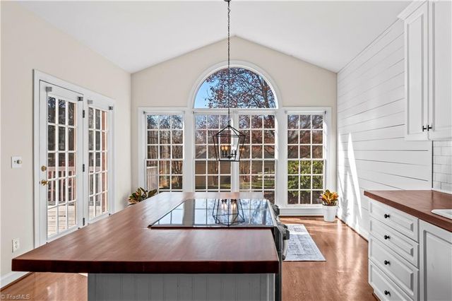 109 Isleworth Court, Advance, NC 27006