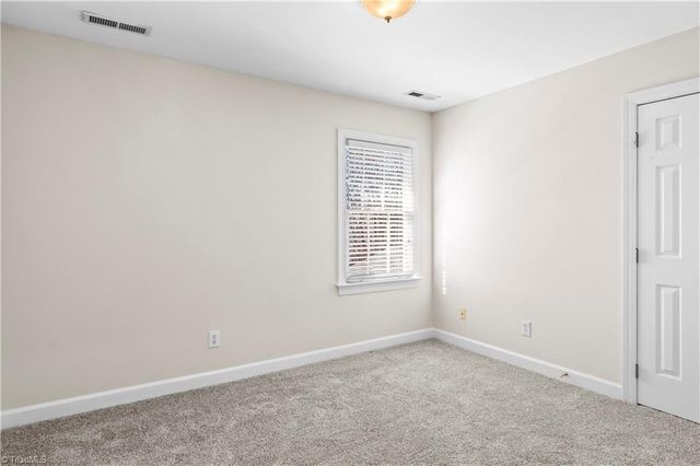 109 Isleworth Court, Advance, NC 27006