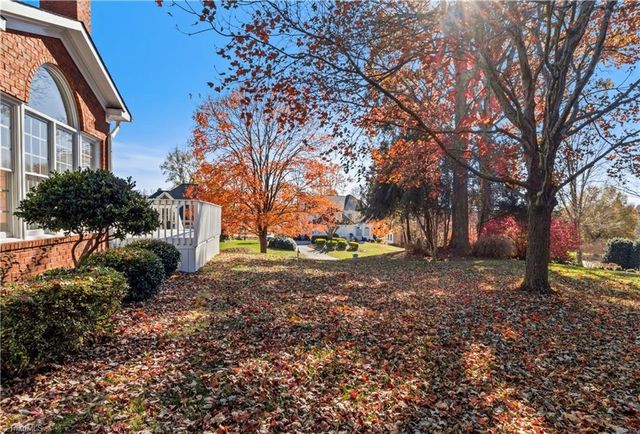 109 Isleworth Court, Advance, NC 27006