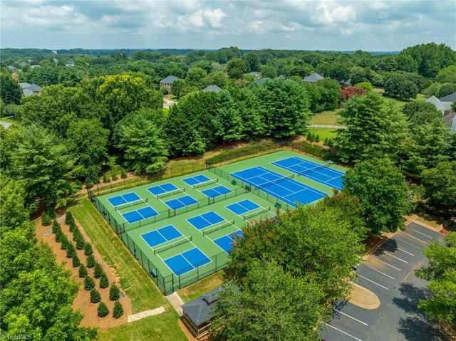 109 Isleworth Court, Advance, NC 27006