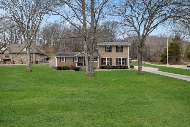 1285 Sandy Valley Rd, Hendersonville, TN 37075