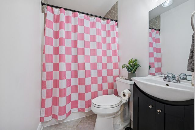 1285 Sandy Valley Rd, Hendersonville, TN 37075