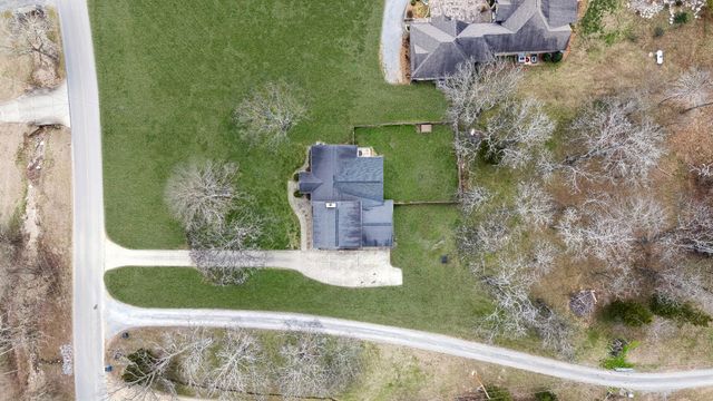 1285 Sandy Valley Rd, Hendersonville, TN 37075