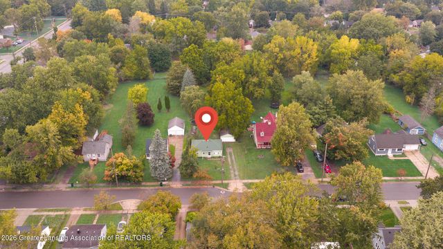 2104 Mary Avenue, Lansing, MI 48910