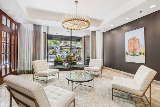 40 E Delaware Place 1502, Chicago, IL 60611