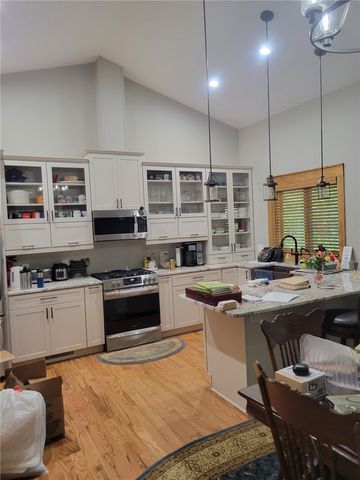 332 Two Rivers Drive, Westminster, SC 29693