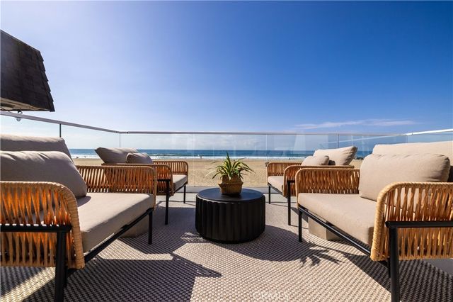 3012 W Oceanfront, Newport Beach, CA 92663