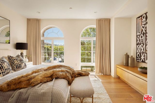 13173 Pacific 202, Playa Vista, CA 90094