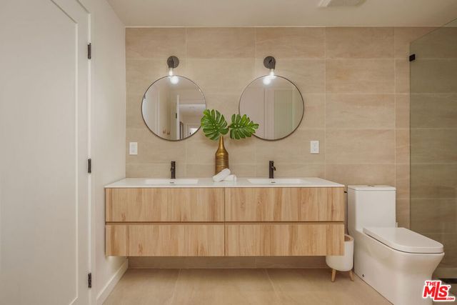 13173 Pacific 202, Playa Vista, CA 90094
