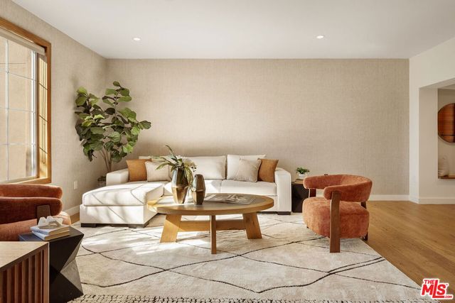 13173 Pacific 202, Playa Vista, CA 90094