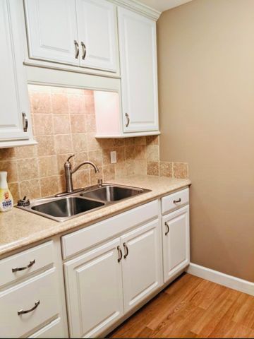 405 W John Street, Bay City, MI 48706