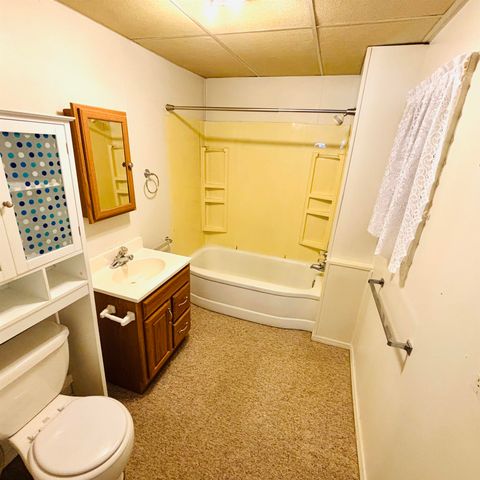 405 W John Street, Bay City, MI 48706