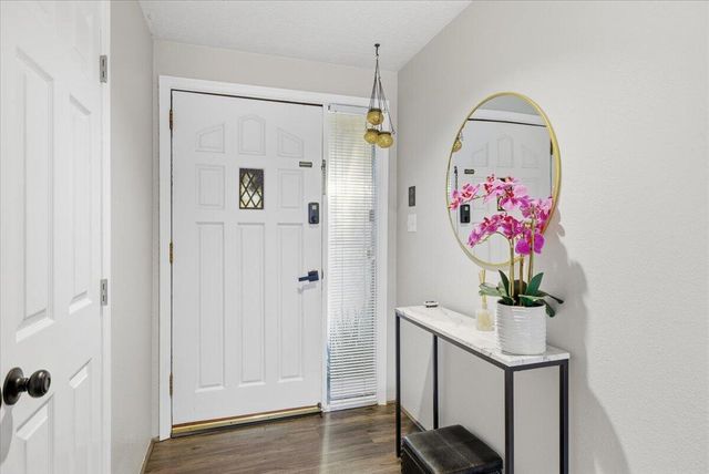 2613 Siskiyou Blvd Boulevard, Medford, OR 97504