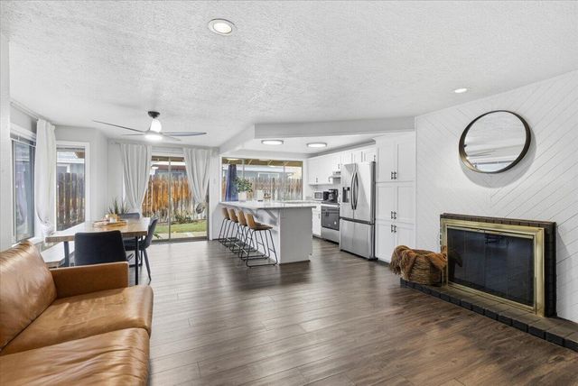 2613 Siskiyou Blvd Boulevard, Medford, OR 97504