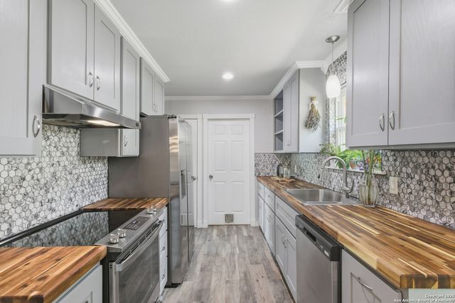 703 Coronet, San Antonio, TX 78216