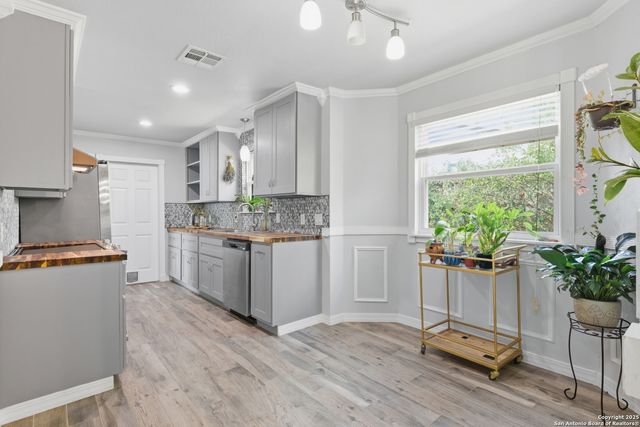 703 Coronet, San Antonio, TX 78216