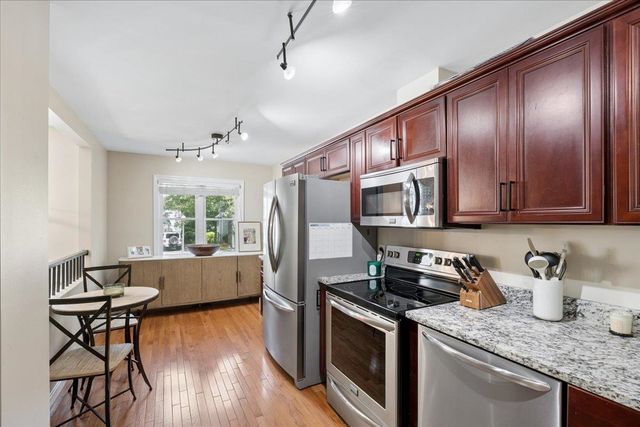 76 Cherry Hollow Road, Nashua, NH 03062