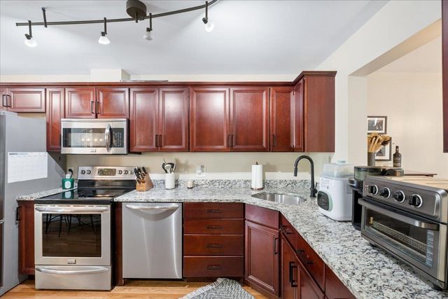 76 Cherry Hollow Road, Nashua, NH 03062