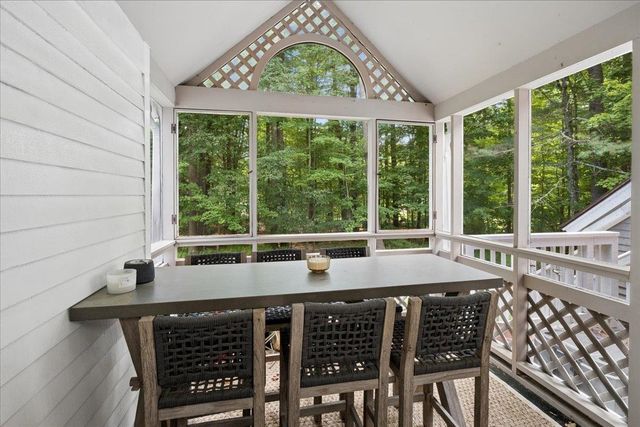 76 Cherry Hollow Road, Nashua, NH 03062