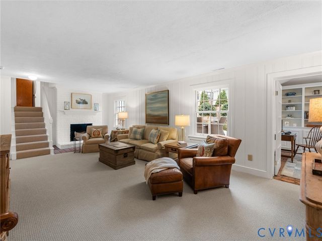 8101 Longwood Rd, Henrico, VA 23229