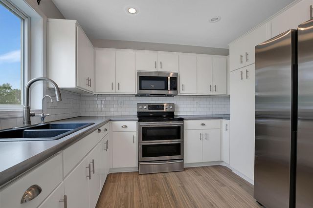 15815 101st Street SE, Becker, MN 55308