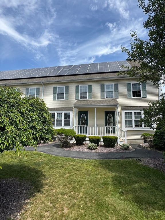 958 Warren Ave 9, Brockton, MA 02301