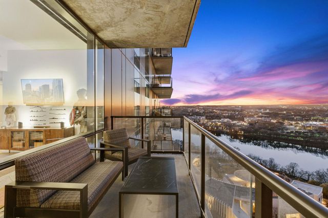 70 Rainey ST 1908, Austin, TX 78701