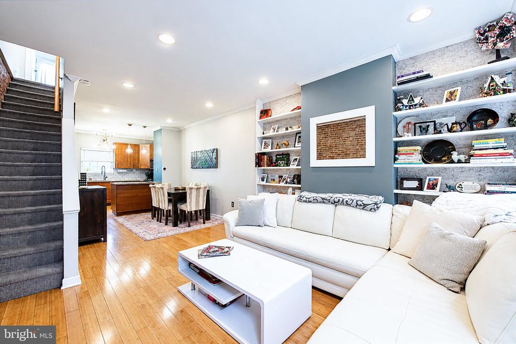 2230 MONTROSE ST, PHILADELPHIA, PA 19146 — photo 3