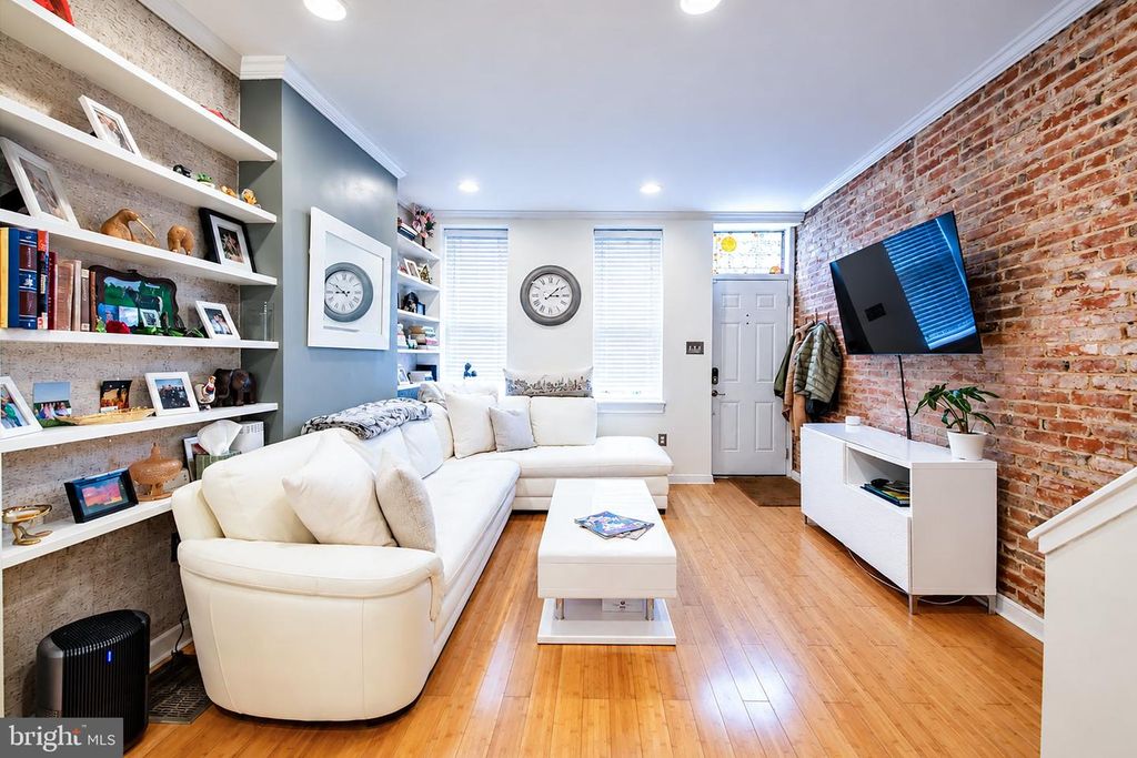 2230 MONTROSE ST, PHILADELPHIA, PA 19146 — photo 4