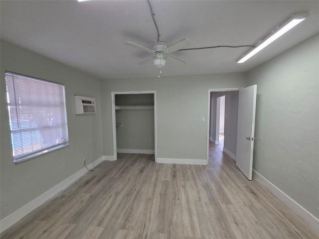 1739 Jackson St, Hollywood, FL 33020