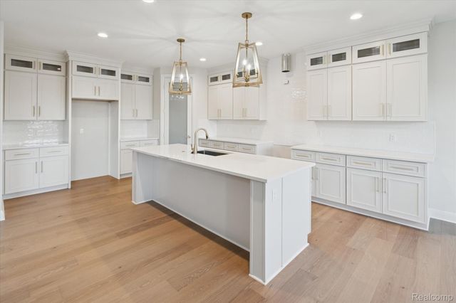 54791 Brenda Drive, Macomb Township, MI 48042