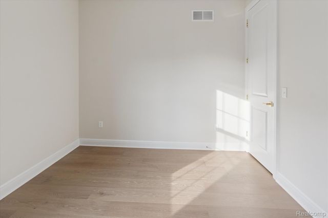 54791 Brenda Drive, Macomb Township, MI 48042