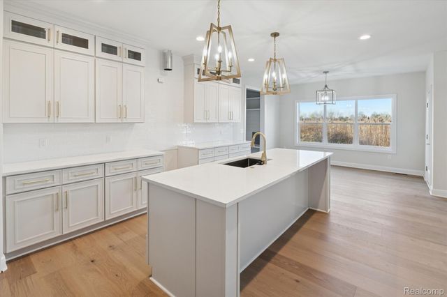 54791 Brenda Drive, Macomb Township, MI 48042