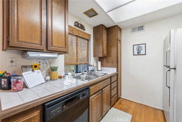 16865 Donwest, Tustin, CA 92780