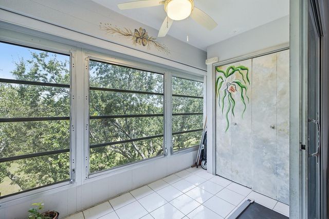 1300 SW 125th Ave 406K, Pembroke Pines, FL 33027