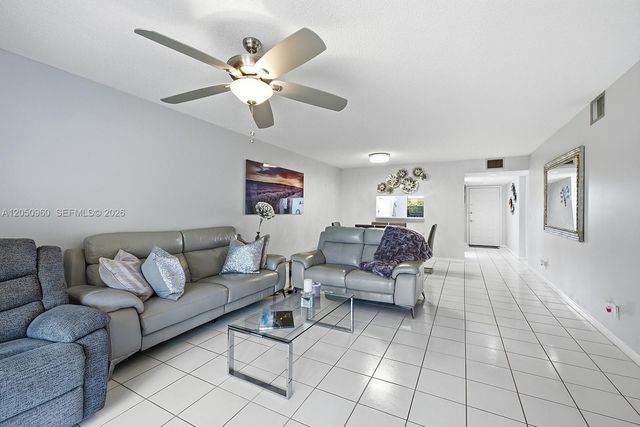 1300 SW 125th Ave 406K, Pembroke Pines, FL 33027