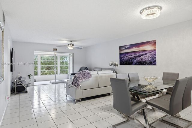 1300 SW 125th Ave 406K, Pembroke Pines, FL 33027