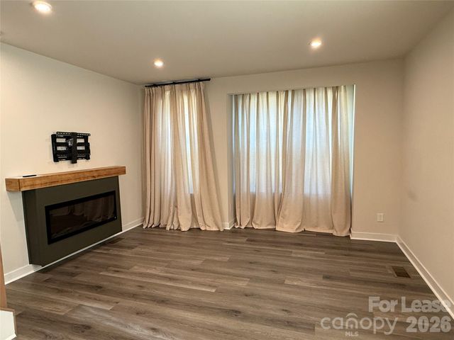 4002 Citra Lane, Charlotte, NC 28217