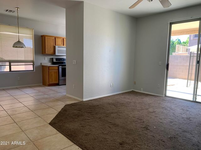 16906 S CEDARWOOD Lane, Phoenix, AZ 85048