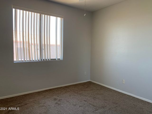 16906 S CEDARWOOD Lane, Phoenix, AZ 85048