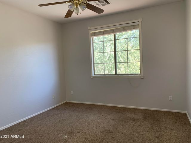 16906 S CEDARWOOD Lane, Phoenix, AZ 85048