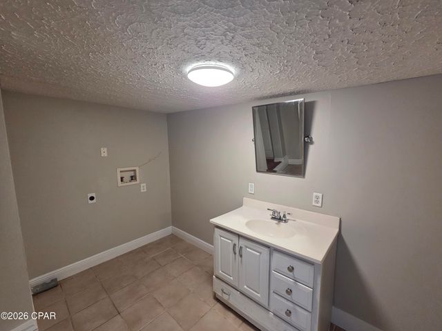 1525 Oak Avenue B, Panama City, FL 32405