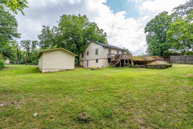 1701 St Louis Street, Hot Springs, AR 71913