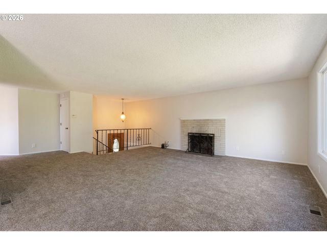 17090 Se PINE CONE Ln, Milwaukie, OR 97267