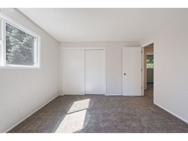 17090 Se PINE CONE Ln, Milwaukie, OR 97267