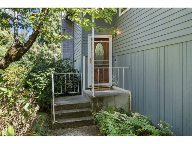 17090 Se PINE CONE Ln, Milwaukie, OR 97267